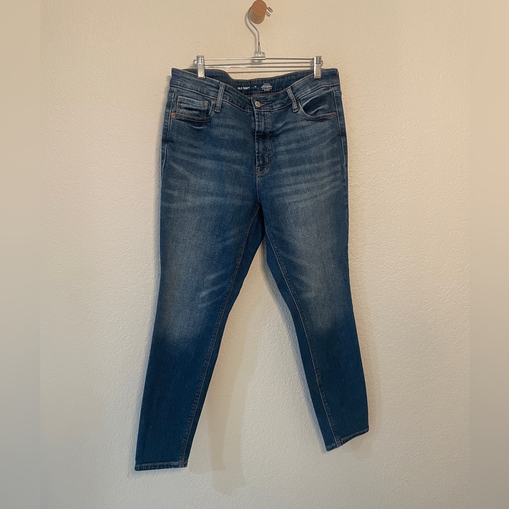 Old Navy: Classic Blue Women's Jeans